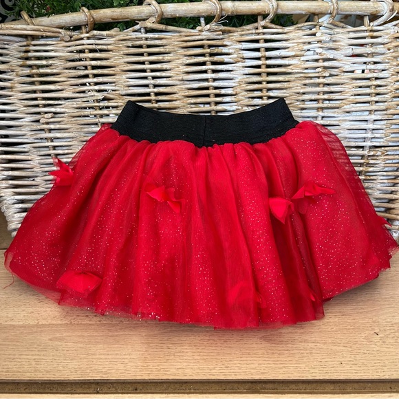 Red sparkle tutu with bows - Picture 3 of 4